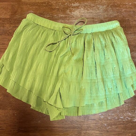 Free People FP Movement Shirr Enough Shorts Size L Chartreuse Sprout - Picture 2 of 7